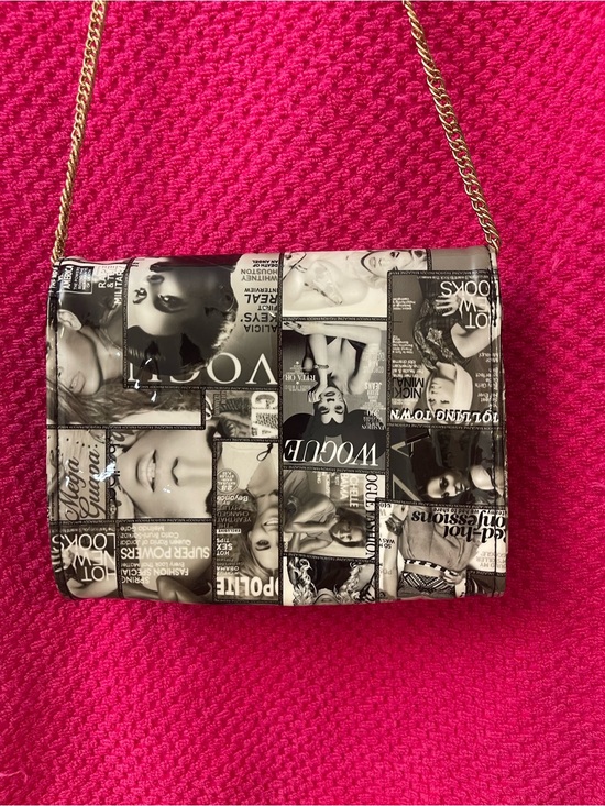 Handbags - Black & White Photo-Print Crossbody Bag with Gold Chain